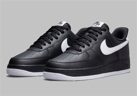 Nike Air Force 1 black and white